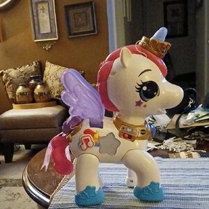 VTech Style and Glam On Unicorn with Lights and Sound